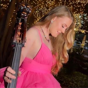 Meet your Posher, Phoebe